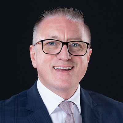 Михаил Петров